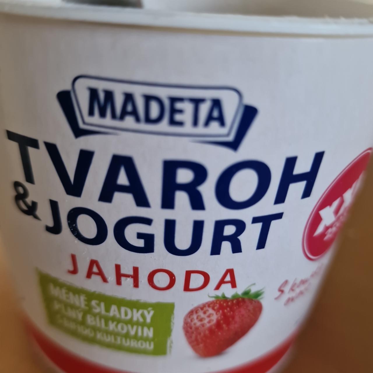 Fotografie - Tvaroh & Jogurt Jahoda Madeta