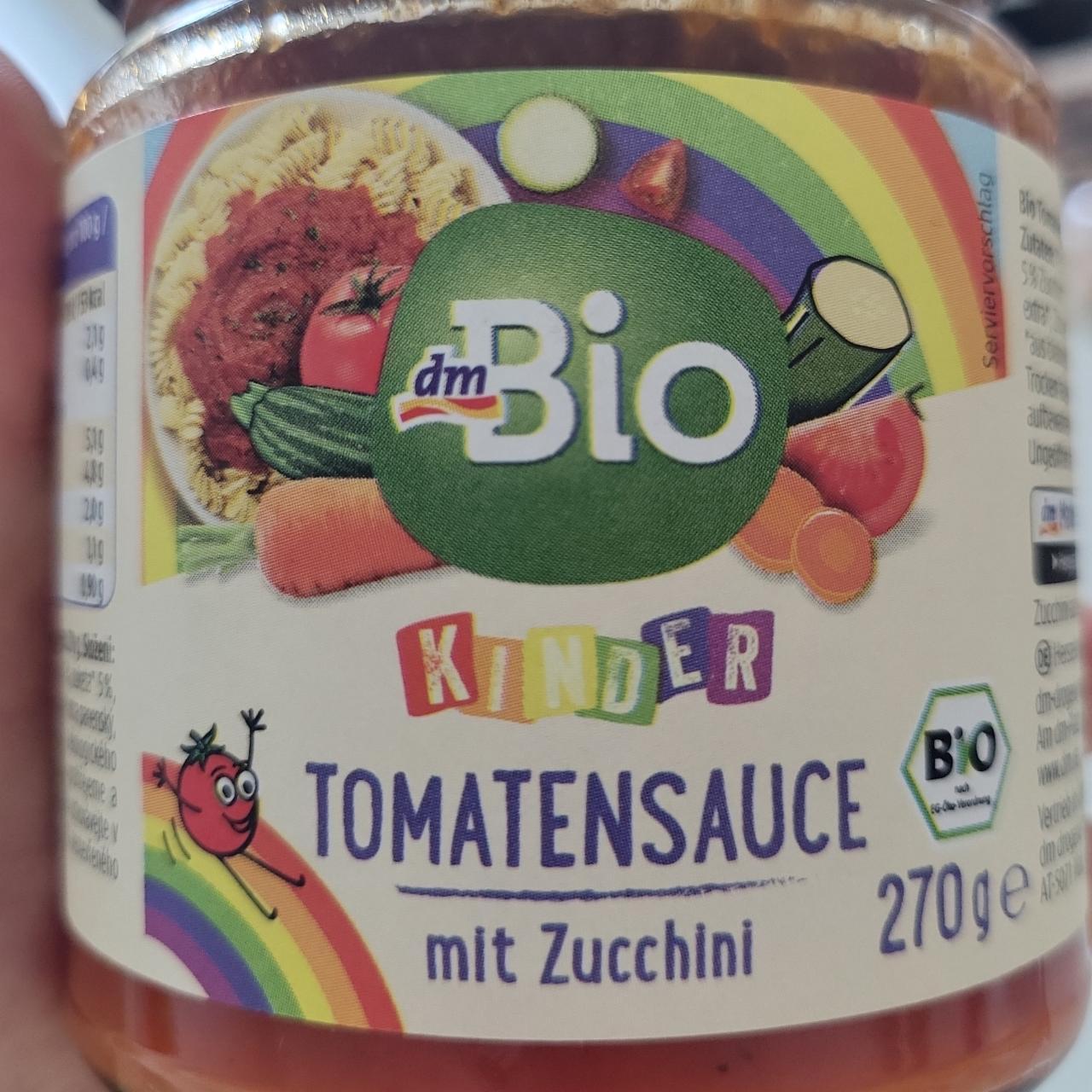 Fotografie - Kinder tomatensauce mit zucchini dmBio