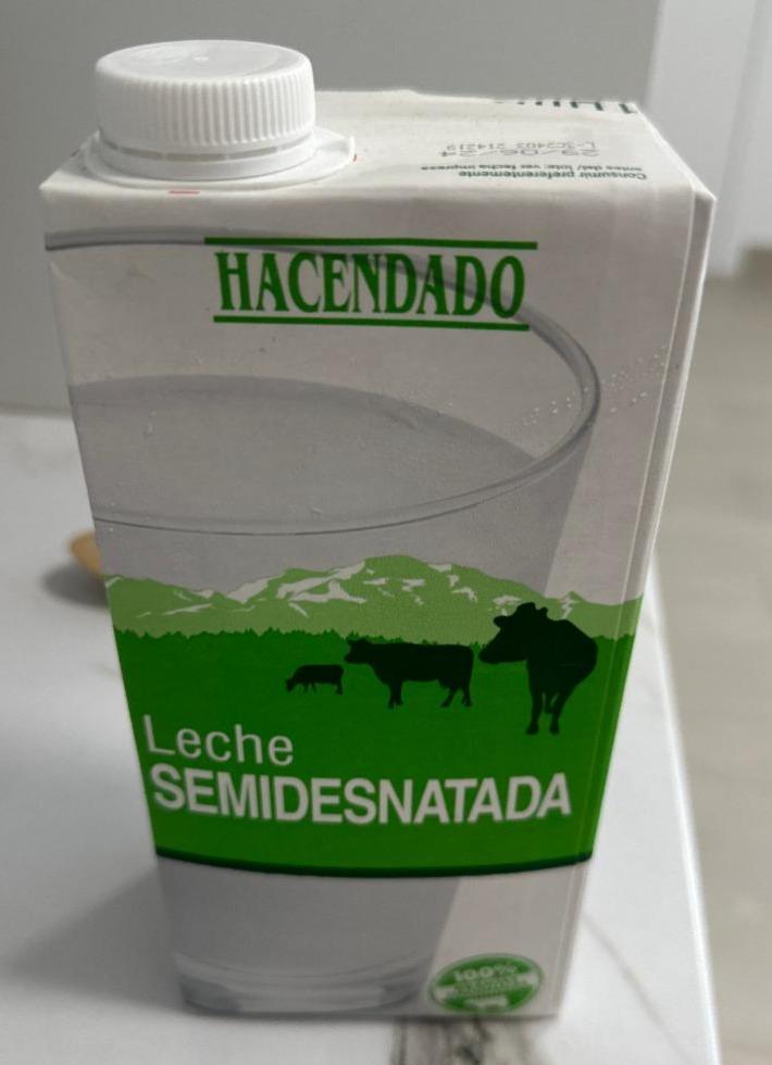 Fotografie - Leche semidesnatada Hacendado