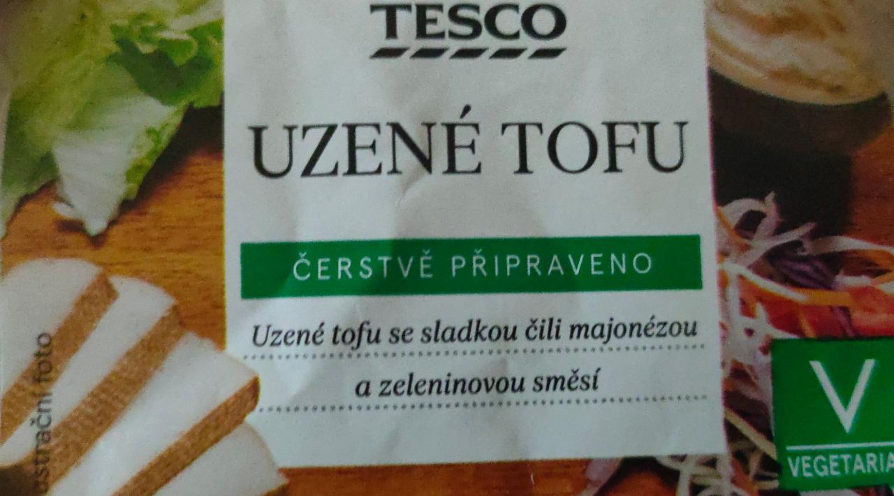 Fotografie - Bageta s tofu s uzenou příchutí a sladkou chilli majonézou Tesco