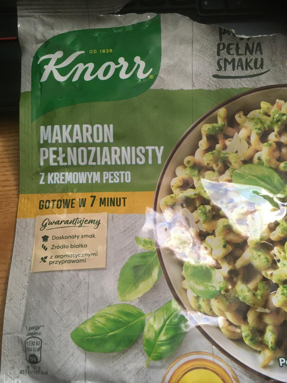 Fotografie - Makaron pełnoziarnisty z kremowym pesto Knorr