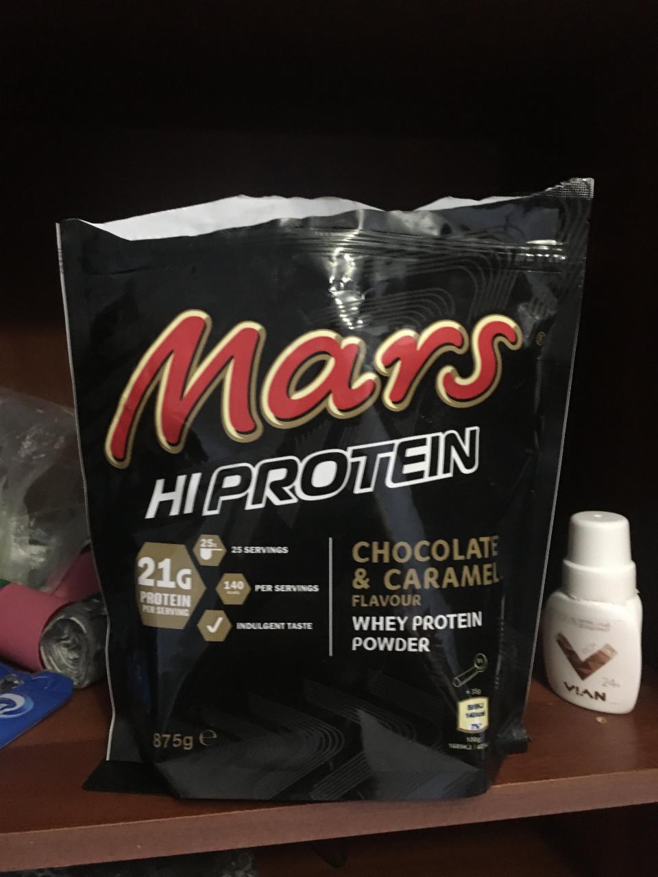 Fotografie - Hiprotein whey protein powder chocolate caramel Mars