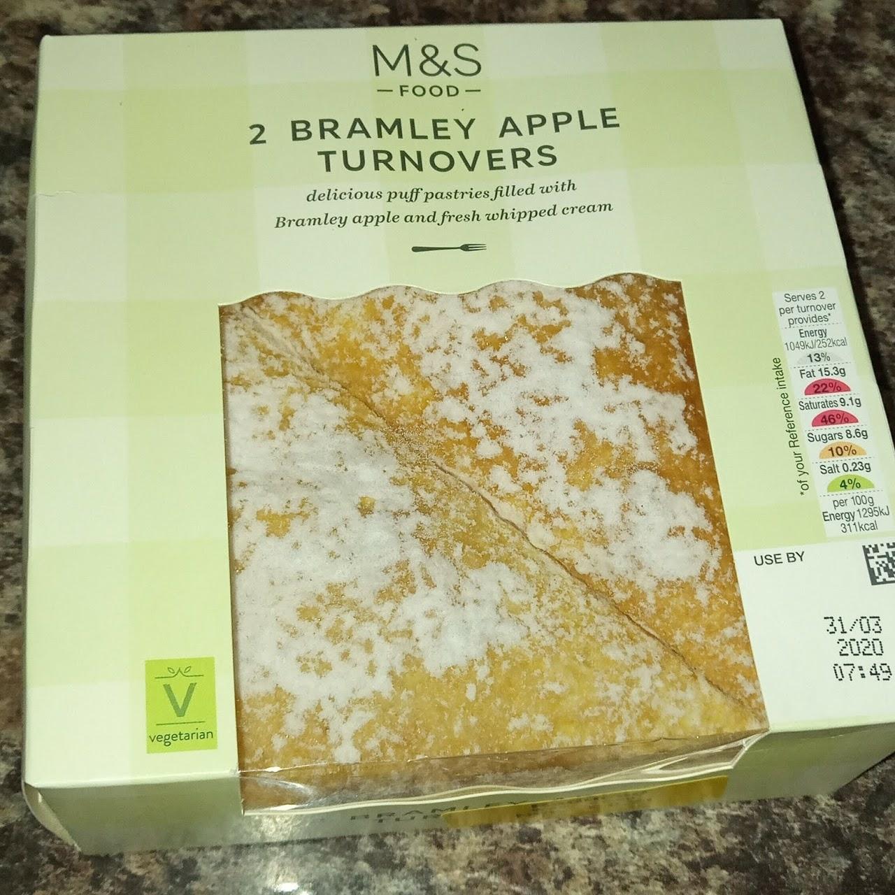 Fotografie - 2 Bramley Apple Turnovers M&S