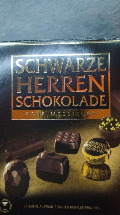 Fotografie - Schwarze herren schokolade