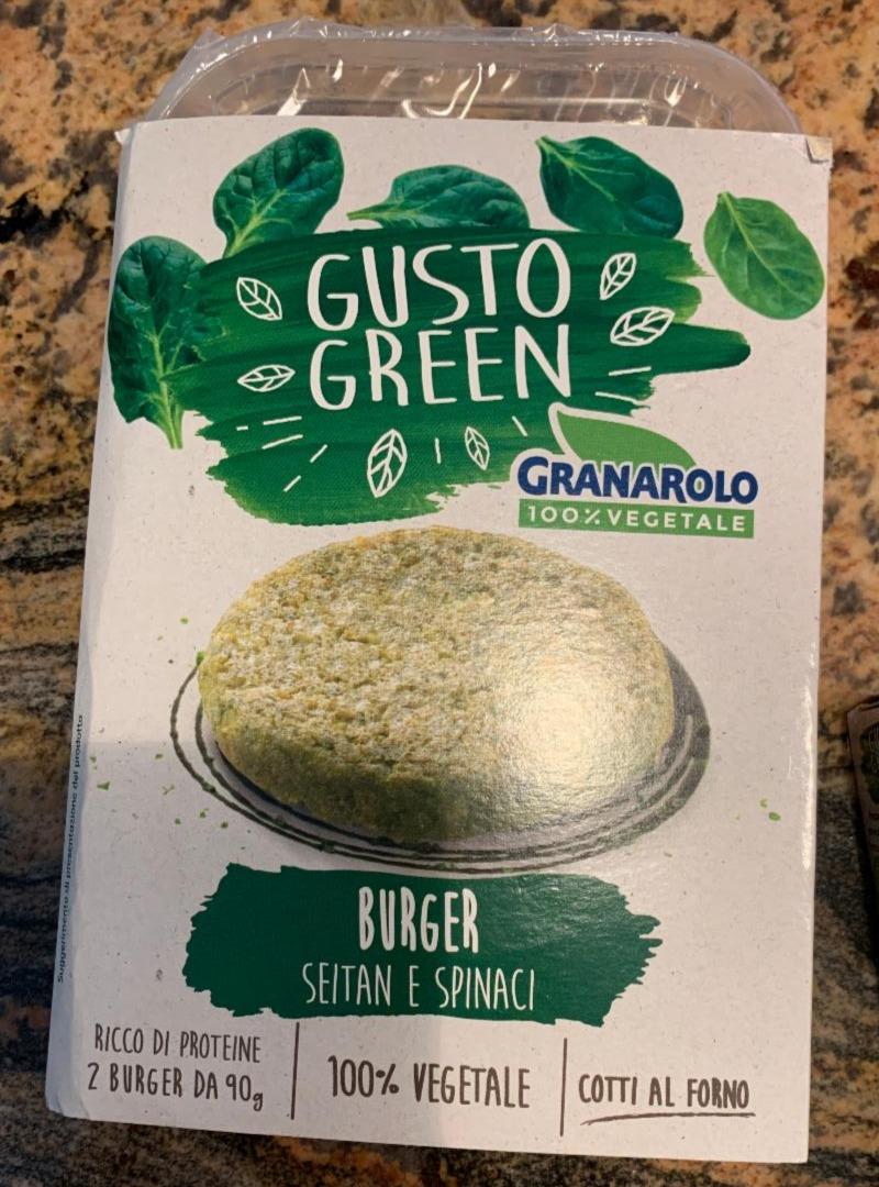 Fotografie - gusto green burger seitan spinach