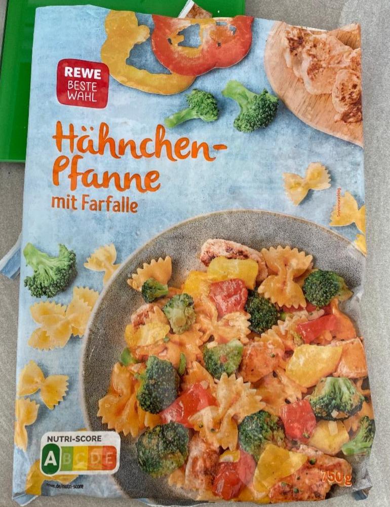 Fotografie - Hähnchen-Pfanne mit Farfalle Rewe beste wahl