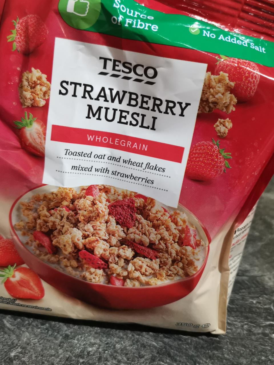 Fotografie - Strawberry Muesli Wholegrain Tesco