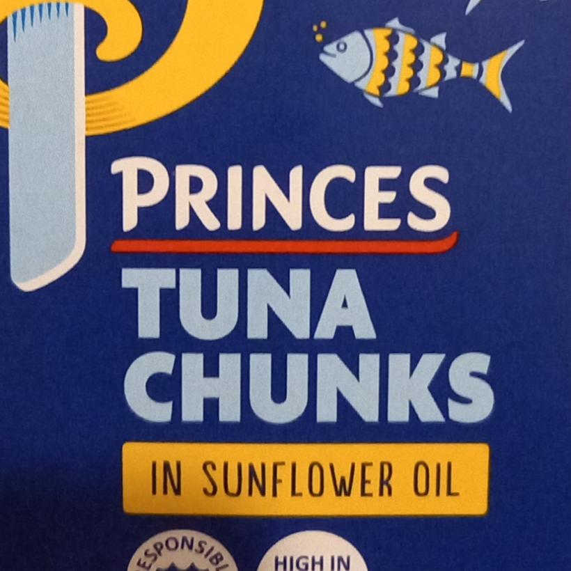 Fotografie - Tuna chunks in sunflower oil (kousky tuňáka ve slunečnicovém oleji) Princes