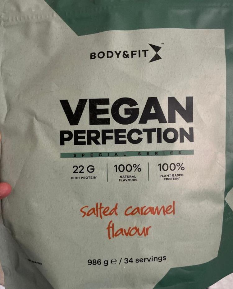 Fotografie - Vegan Perfection Salted Caramel Body&fit