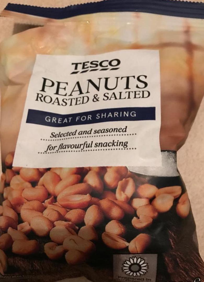 Fotografie - Peanuts roasted & salted Tesco