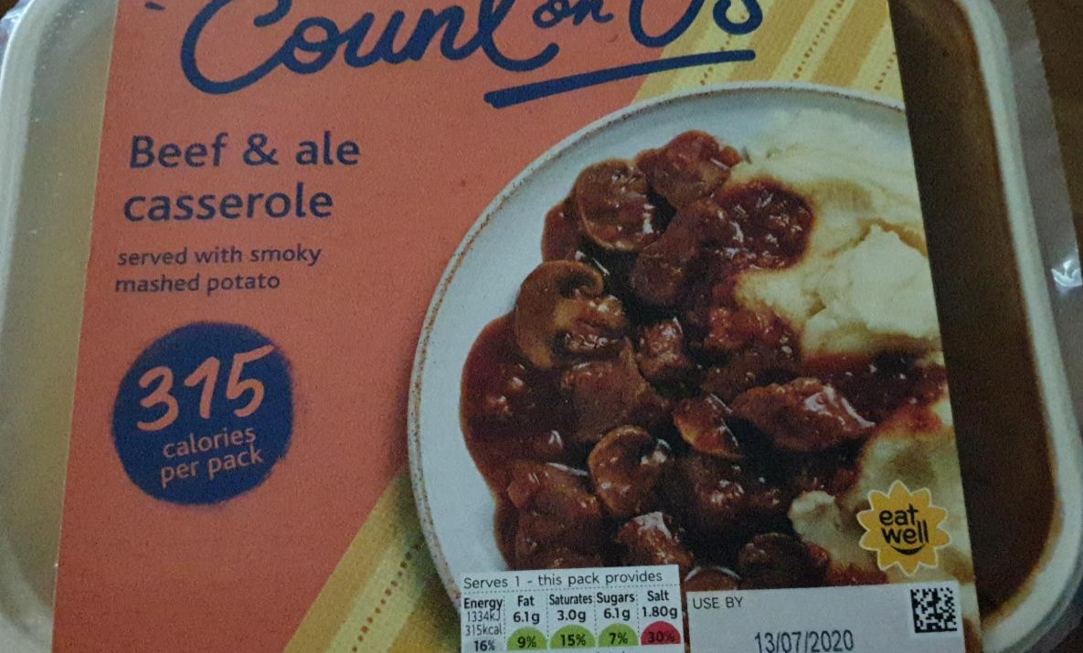 Fotografie - beef & ale casserole served with smoky mashed potato