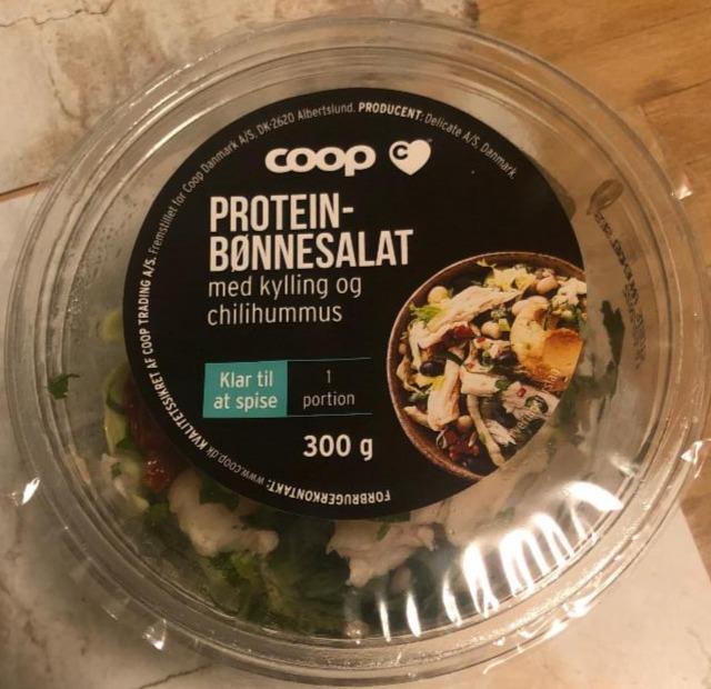 Fotografie - Proteinbønnesalat med kylling og chilihummus Coop