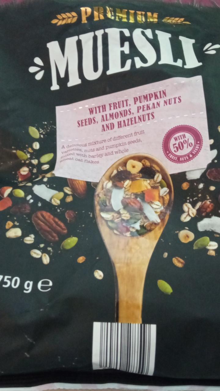 Fotografie - Premium Muesli with fruit, pumpkin, seeds, almonds, pekan nuts and hazelnuts Crownfield