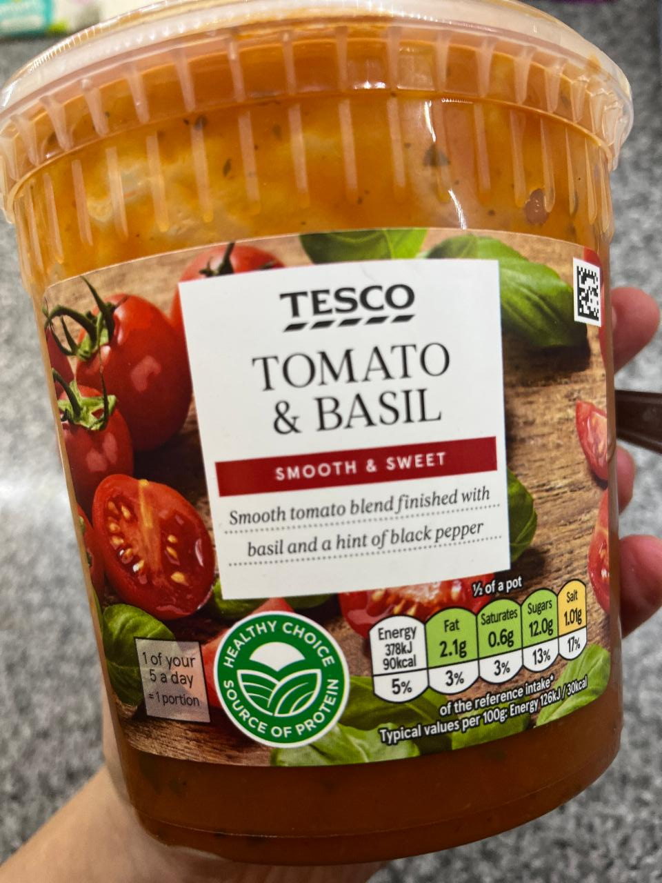 Fotografie - tomato & basil smooth & sweet Tesco