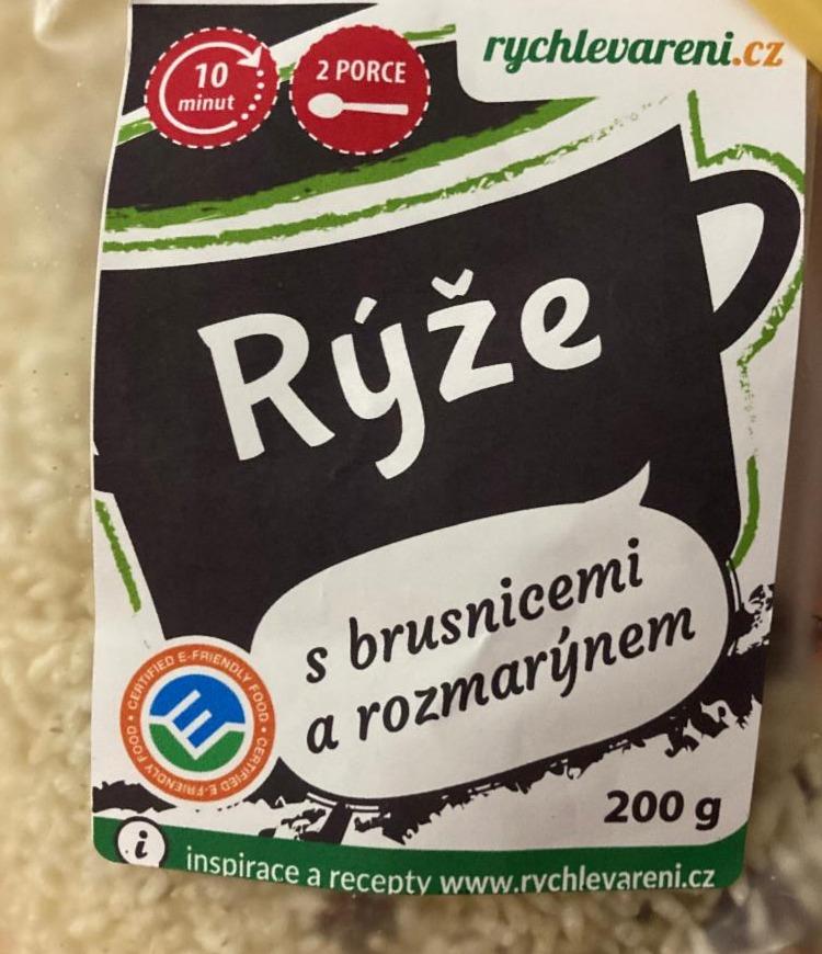 Fotografie - Rýže s brusnicemi a rozmarýnem