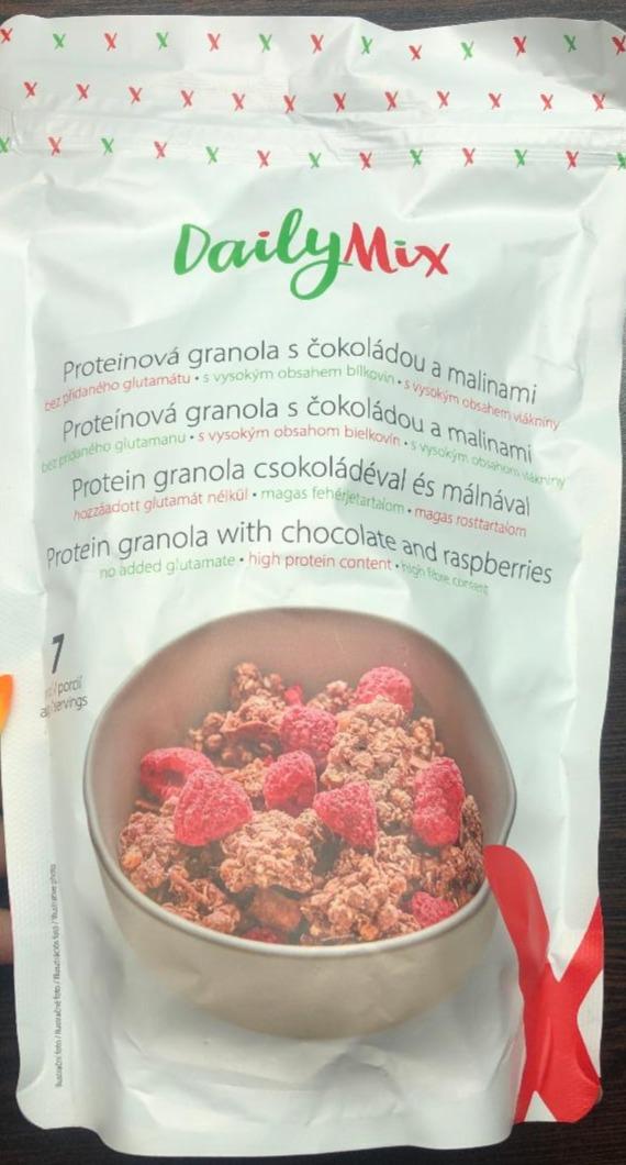 Fotografie - Proteinová granola s čokoládou a malinami DailyMix