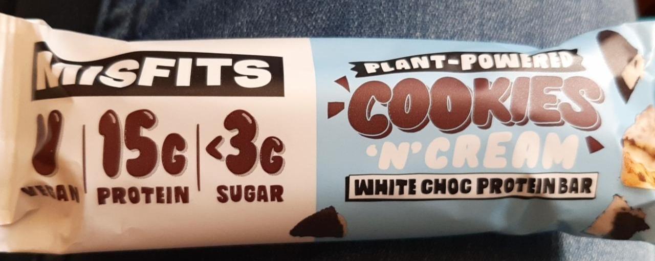 Fotografie - Cookies 'N' Cream White Choc Protein Bar Misfits