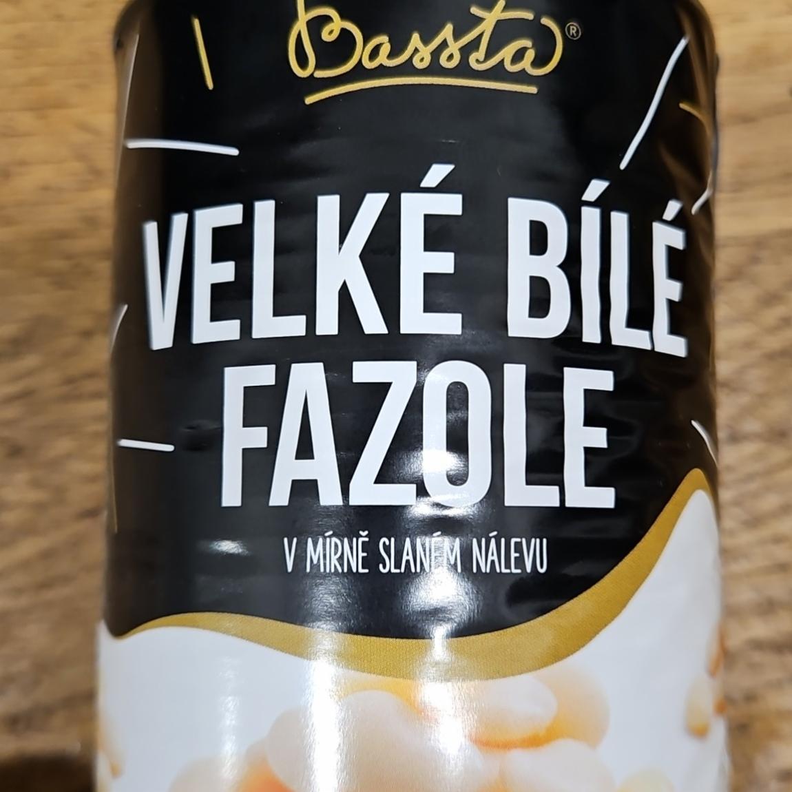 Fotografie - Velké bílé fazole v mírně slaném nálevu Bassta