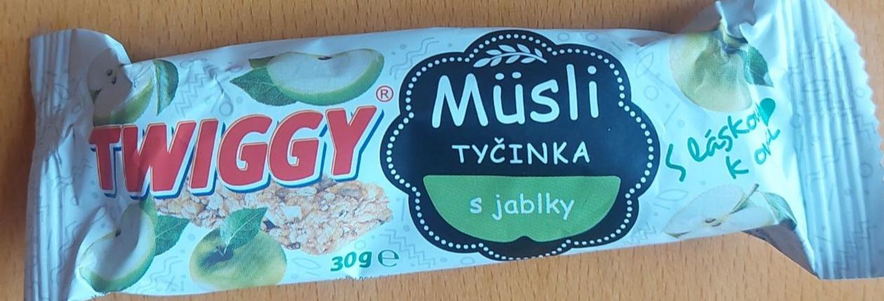 Fotografie - Müsli tyčinka s jablky TWIGGY