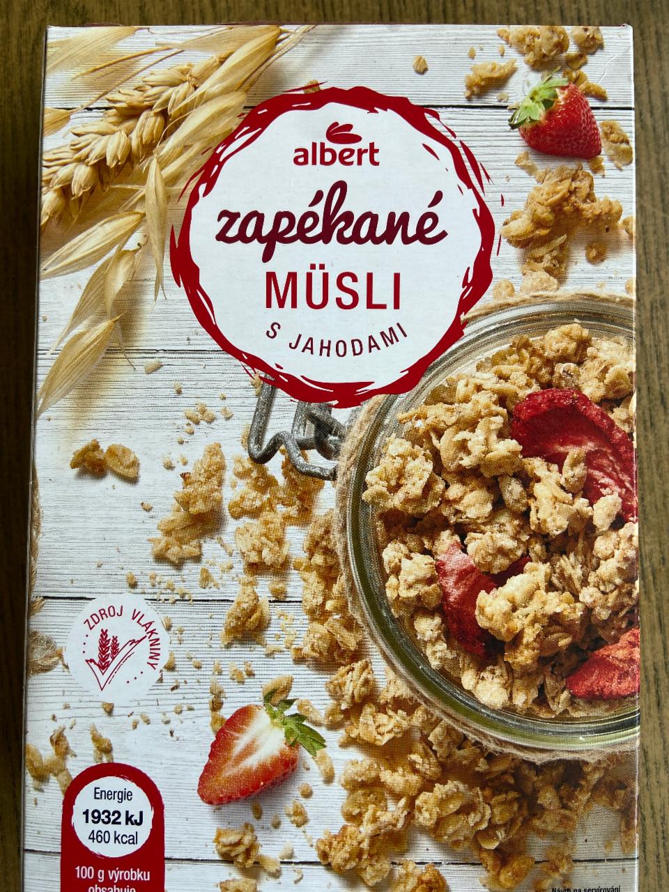 Fotografie - Zapékané müsli s jahodami Albert