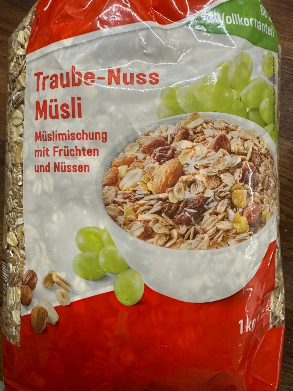 Fotografie - Trauben-Nuss-Müsli Jeden Tag