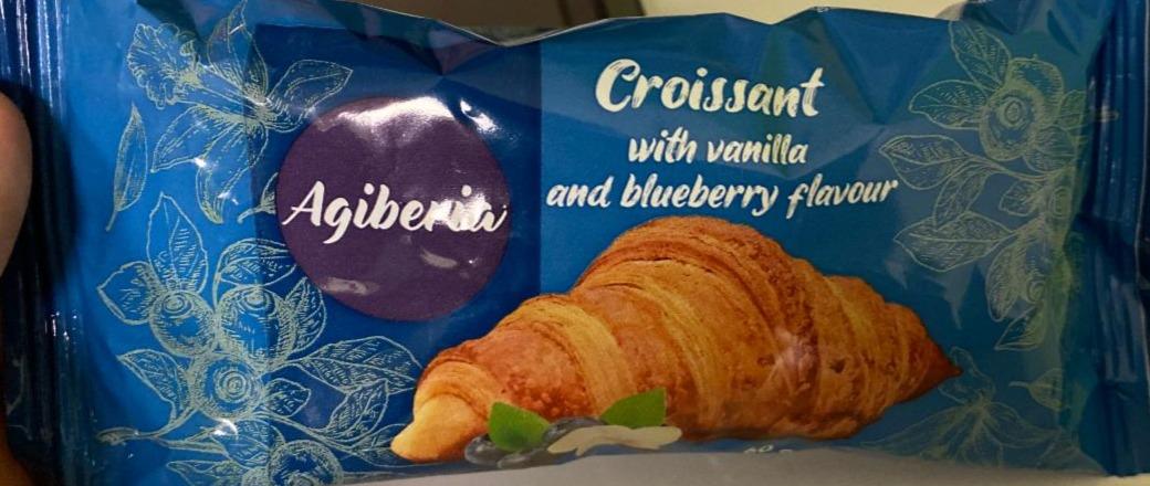 Fotografie - Croissant with vanilla and blueberry flavour Agiberia