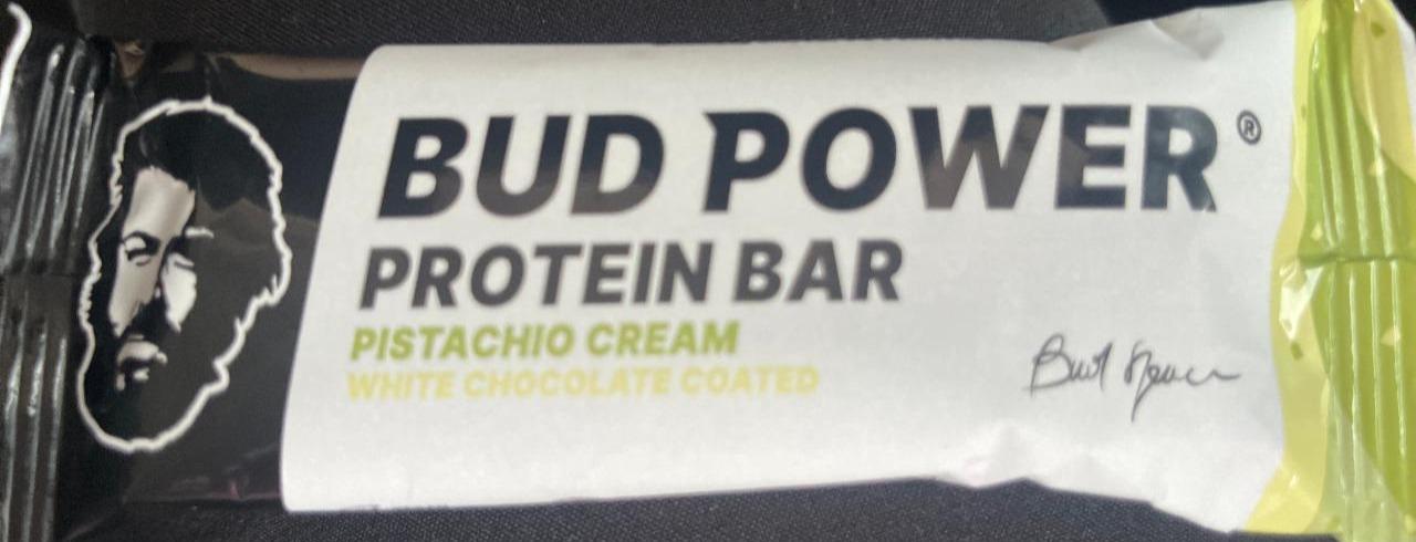 Fotografie - Protein bar pistachio cream white chocolate coated Bud Power