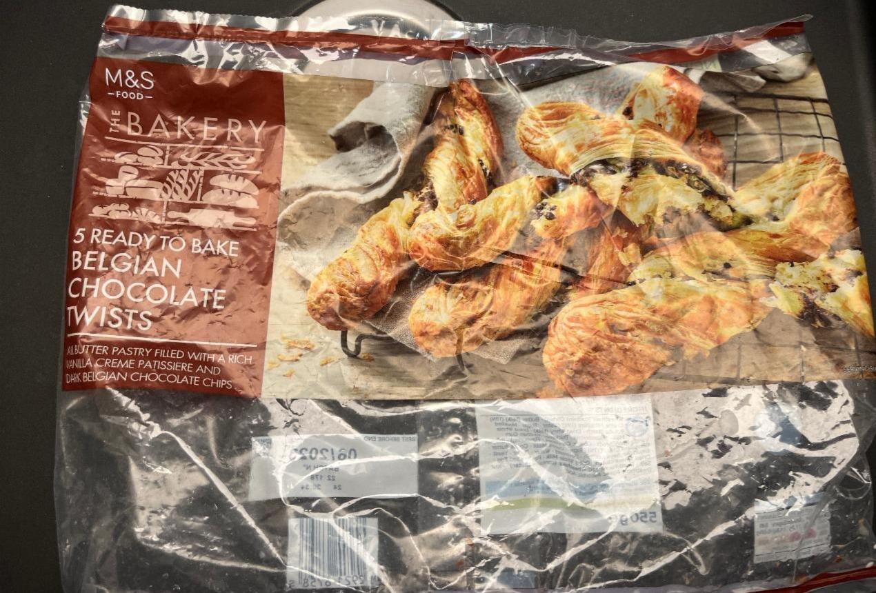 Fotografie - Belgian Chocolate Twist M&S Food