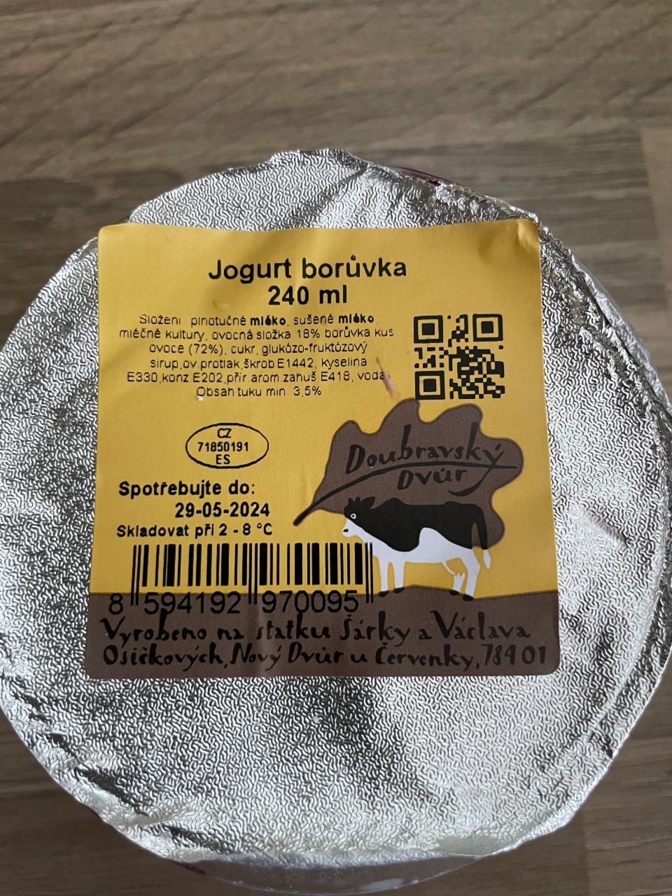 Fotografie - Jogurt borůvka Doubravský dvůr