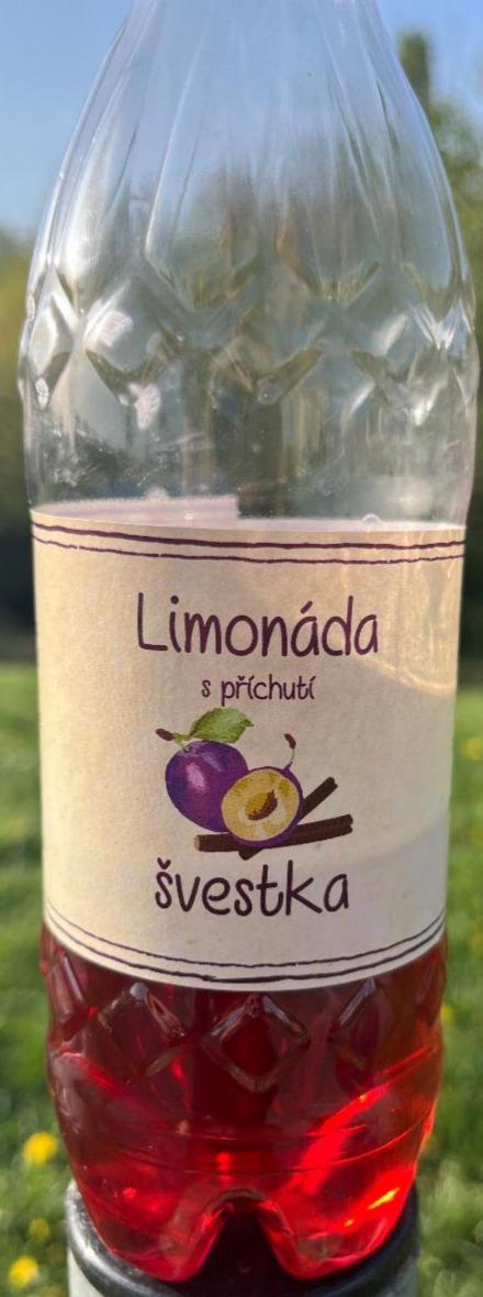 Fotografie - Limonáda s příchutí švestka Kalabria