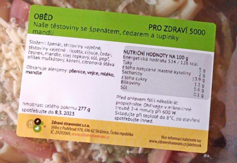 Fotografie - Naše těstoviny se špenátem, čedarem a lupínky mandlí Zdravé stravování
