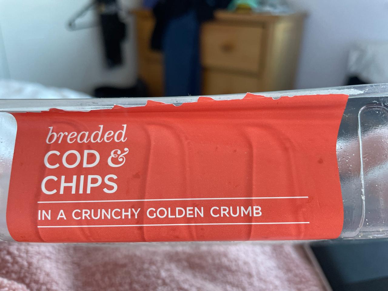 Fotografie - Breaded cod & chips in crunchy golden crumb M&S