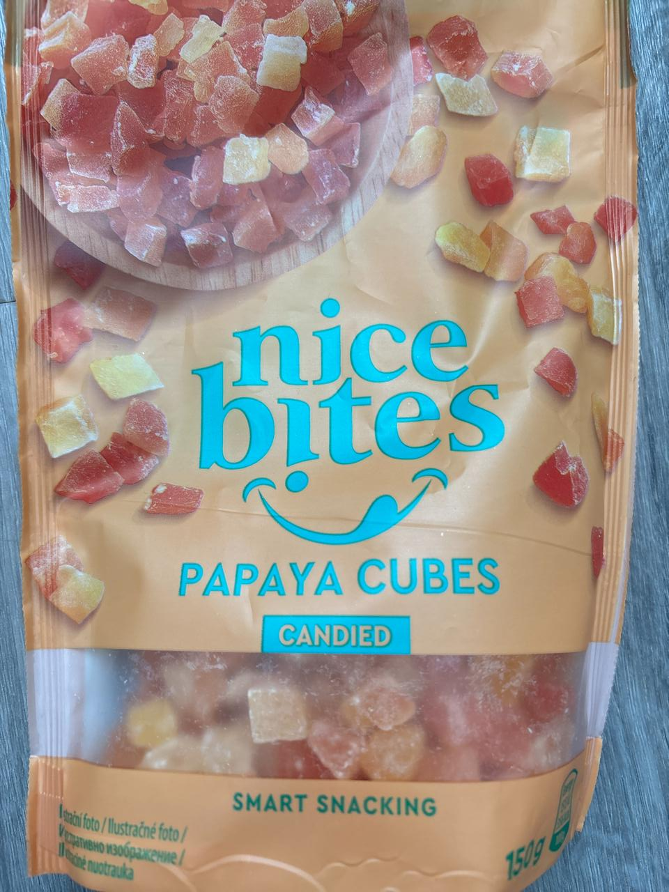 Fotografie - Papaya cubes candied Nice Bites