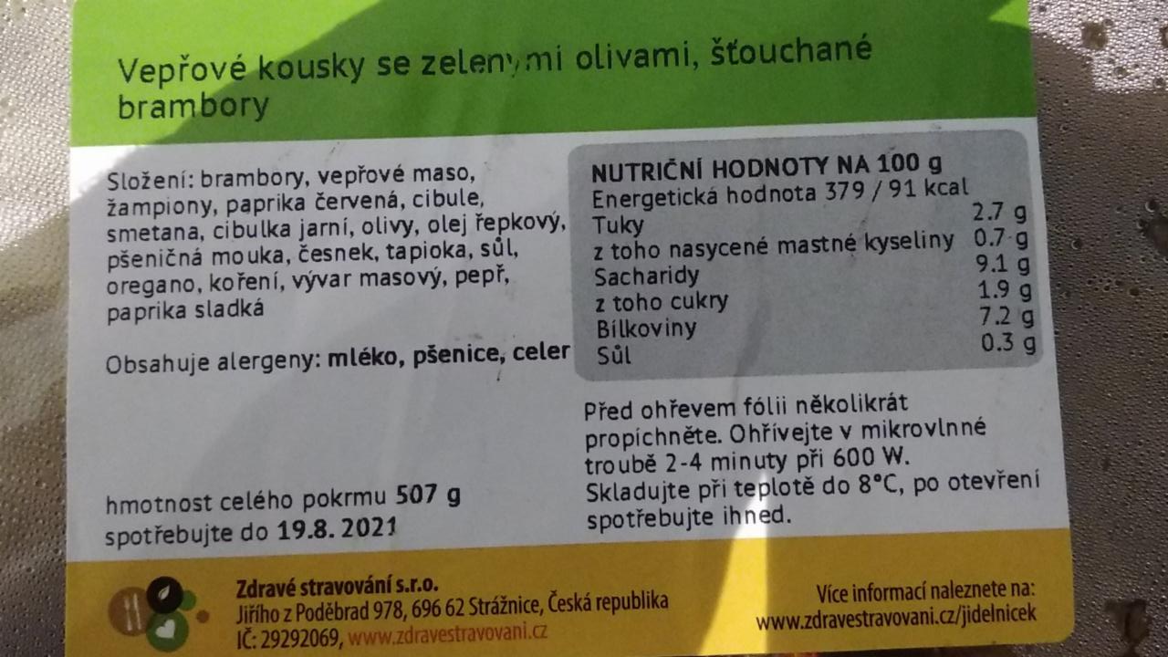 Fotografie - Vepřové kousky se zelenými olivami, šťouchané brambory Zdravé stravování