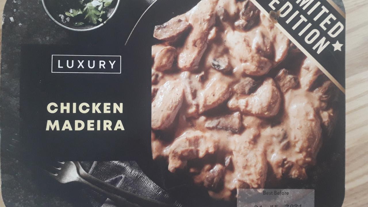 Fotografie - Luxury Chicken Madeira - Iceland