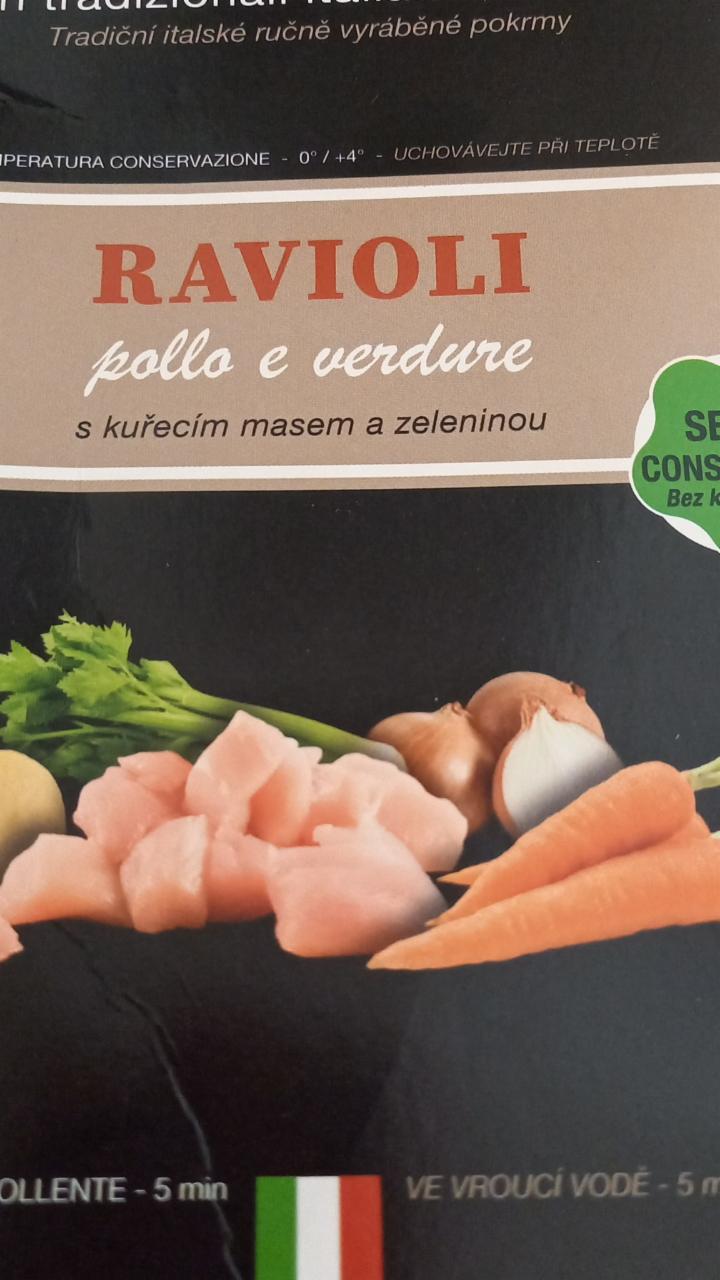 Fotografie - Ravioli pollo e verdure s kuřecím masem a zeleninou
