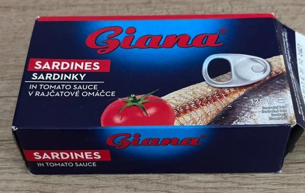 Fotografie - Sardinky v rajčatové omáčce Giana
