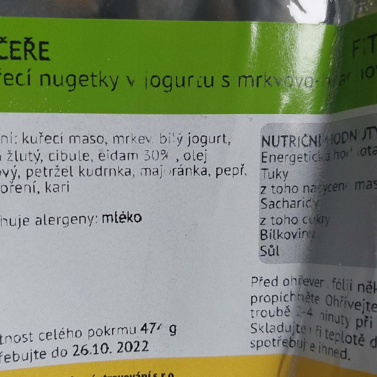Fotografie - Kuřecí nugetky v jogurtu s mrkvovým pyré Zdravé stravování