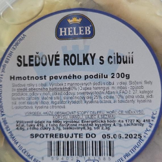 Fotografie - Sleďové rolky s cibulí Heleb