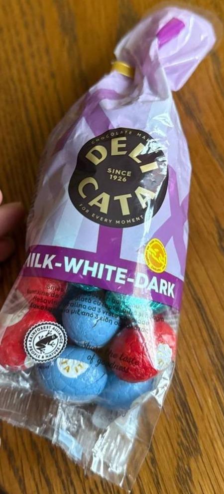 Fotografie - Milk-white-dark Delicata