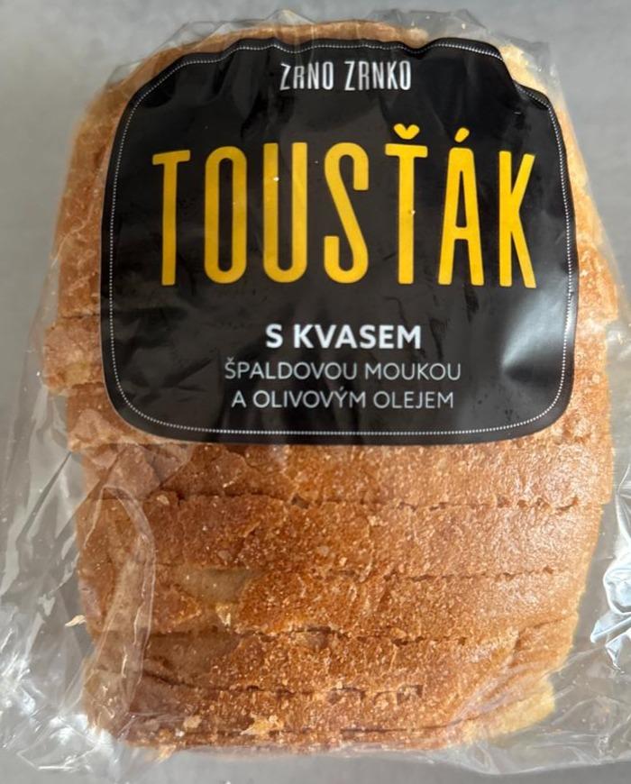 Fotografie - Tousťák s kvasem špaldovou moukou a olivovým olejem Zrno zrnko