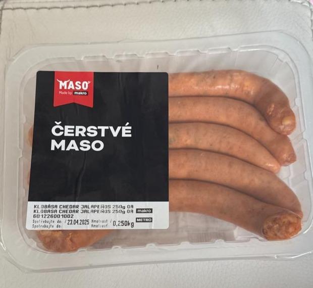 Fotografie - Klobása chedar jalapeňos maso makro