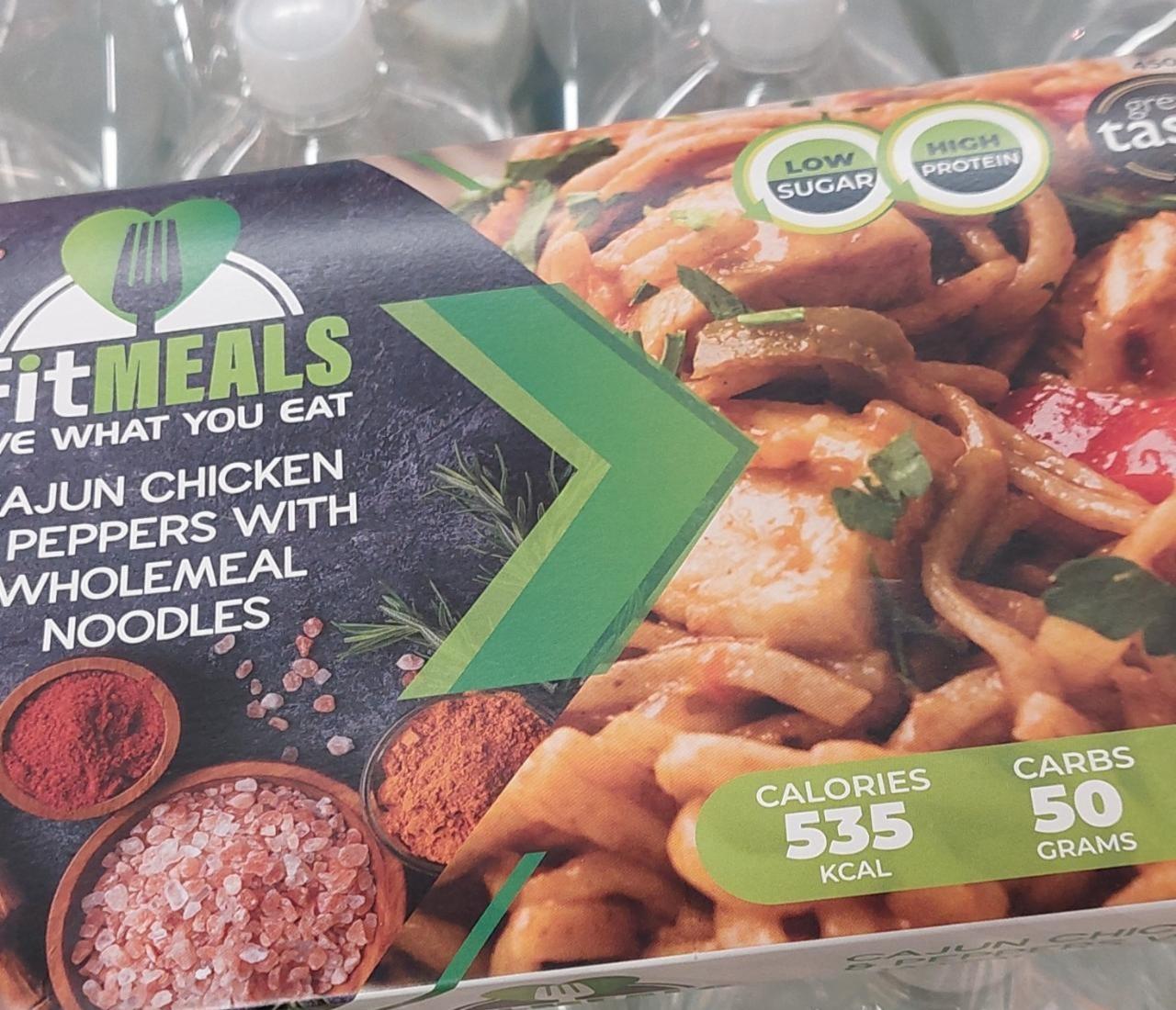 Fotografie - Cajun Chicken and Peppers with Wholemeal Noodles FitMeals
