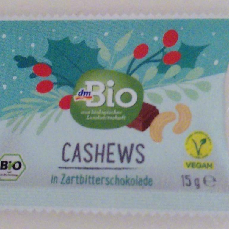 Fotografie - Cashews in Zartbitterschokolade dmBio