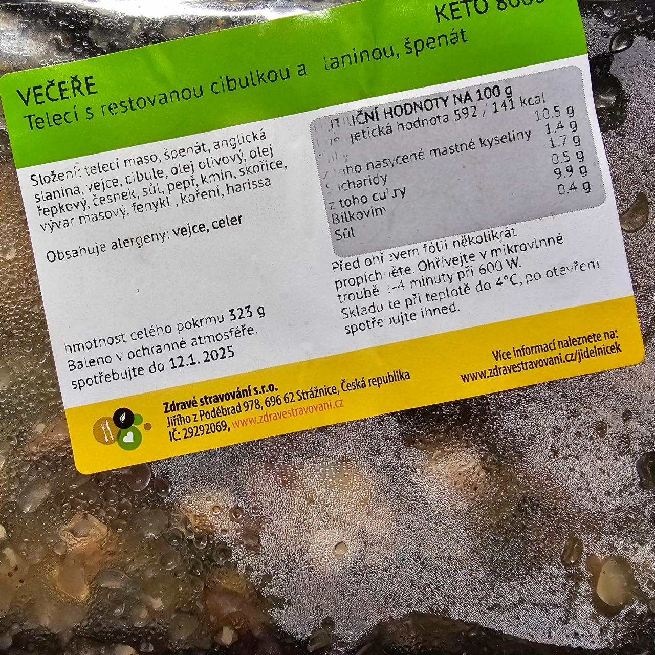 Fotografie - Telecí s restovanou cibulkou a slaninou, špenát Zdravé stravování