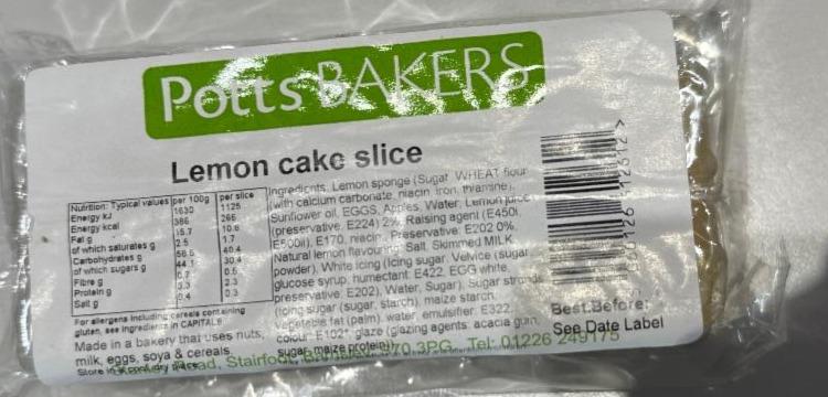 Fotografie - Lemon cake slice Potts Bakers