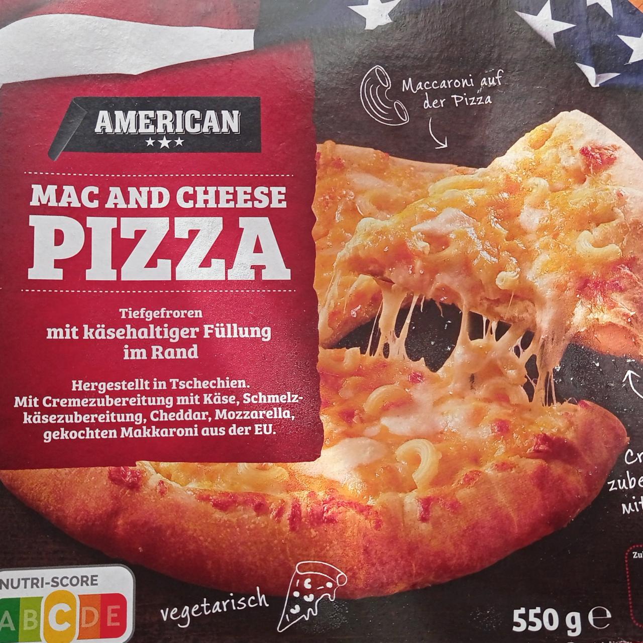 Fotografie - Mac and cheese pizza mit käsehaltiger füllung im rand American