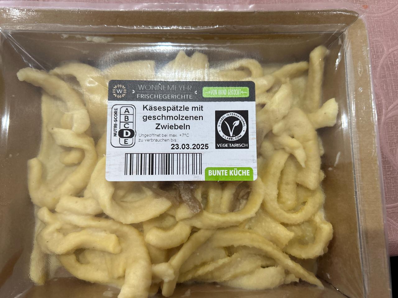 Fotografie - Käsespätzle mit geschmolzenen zwiebeln Wonnemeyer