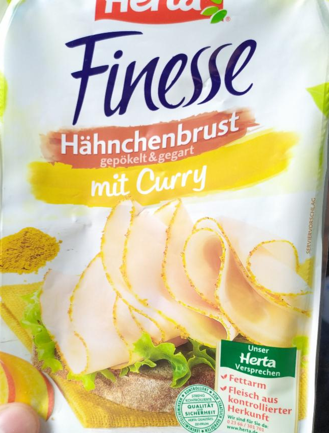 Fotografie - Finesse Hähnchenbrust mit Curry Herta